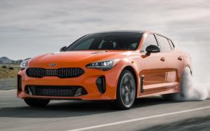 Kia Stinger GTS 2019 года (NA)
